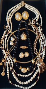 Vintage Jewelry Lot Signed Avon Necklace Earrings Set Brooch Faux Pearl 11 Pcs