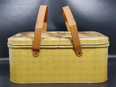 Cesta de picnic de hojalata de metal de colección almuerzo caja de costura contenedor oxidado exterior Foto 1 de 4