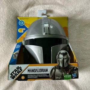 Hasbro Sammlerstücke - Star Wars Spielzeug Die mandalorianische elektronische Maske NEU Disney - Bild 1 von 4