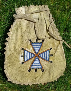 Stunning Native American Cheyenne Beaded Bag Medicine 2 sided Leather Pouch hide - Picture 1 of 9