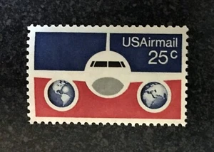 USA1976 #C89 21c Plane & Globe Airmail - Single Stamp Mint airplane - Picture 1 of 1