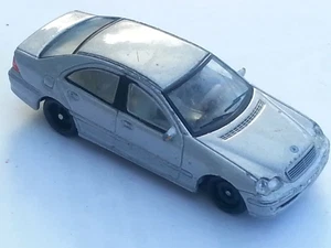 13)Hongwell Cararama -Mercedes Benz C Klasse, silber , 1:72 (6cm) - Bild 1 von 3