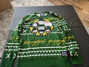 Lunchbox Der Herr der Ringe Gr. M Chibi Figuren Urlaub Weihnachtspullover - Bild 1 von 4