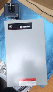 🤠 GE 20 AMP LIGHTING CONTACTOR 600V 110/120V COIL CR260L21JA361AA0 W/ SWITCH - Picture 1 of 12