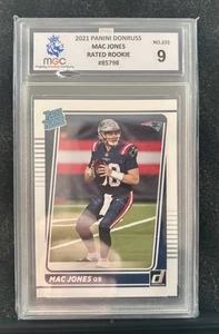 2021 Panini Donruss Mac Jones Rated Rookie #255 New England Patriots MGC Grade 9 - Bild 1 von 2