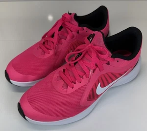 NIKE DOWNSHIFTER v10 shoes for women, BRIGHT PINK US size 6.5 Women or girls 5Y - Picture 1 of 12