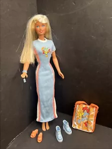 1998 Vintage Barbie Totally Yoyo Skipper By Mattel Working - Missing Charms/yoyo - Picture 1 of 8
