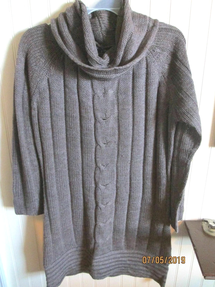 HH.   BRITTANY BLACK LADIES SWEATER SIZE PXL MEDIUM BROWN NWT - Image 1 of 1