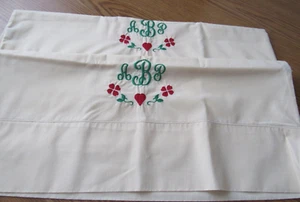 Vintage Pair Cream Martex Pillowcase Embroidery & Monogram “ABP” 20" x 30" - Picture 1 of 8