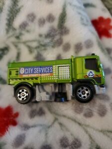 Matchbox: HO Scale _ 2009 _ Street Cleaner _ ( City Services )
