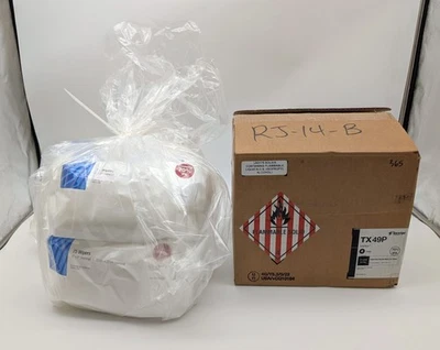 Texwipe TX49P Toallitas para Sala Limpia Pre-Hosmejadas 70% IPA 9"x9" 75 Por Bolsa Estuche de 4 Bolsas Foto 1 de 4