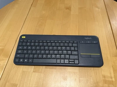 Teclado táctil inalámbrico Logitech K400 Plus negro SIN DONGLE, SOLO TECLADO Foto 1 de 3