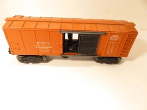 LIONEL TRAINS  POST-WAR 3464 NYC OPERATING BOXCAR -EXC. - S31UU - Picture 1 of 5