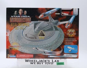 Figura de acción vehículo USS Enterprise Star Trek Insurrection 1998 Playmates - Imagen 1 de 14
