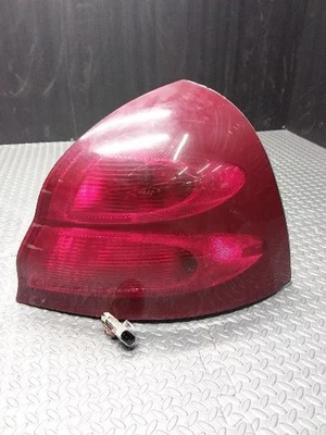 Passenger Right Tail Light Fits 04-08 GRAND PRIX 1912785 - Image 1 of 4
