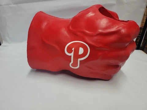 Philadelphia Phillies Fan Fist Big Beer Soda Can Bottle Holder Cooler Koozie Cover