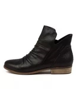Django & Juliette - Spray Black Leather Ankle Boots - Picture 1 of 7