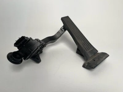 KIA SOUL GAS PEDAL THROTTLE ACCELERATOR SENSOR OEM 2014 - 2019 - Image 1 of 3