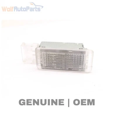 AUDI RS5 2018-2019 2021-2024 - Luz interior 6L0947565 Foto 1 de 3