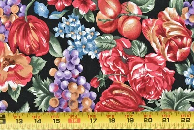 Por 1/2 yarda, coloridas frutas y flores en edredón negro algodón/seda Northcott, P3057 Foto 1 de 4