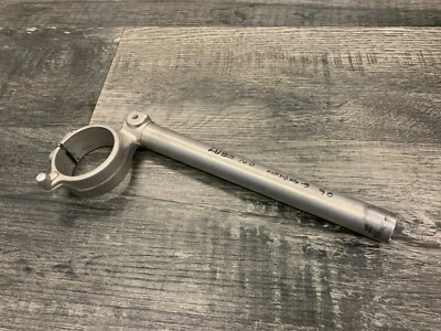 Clip de manillar derecho Suzuki 2006 2007 GSXR600 GSXR750 600 750 OEM * Foto 1 de 3