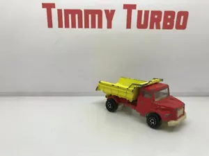 MAJORETTE SCANIA TIPPER TRUCK RED & YELLOW 75 MM LONG DIECAST 29 - Picture 1 of 6