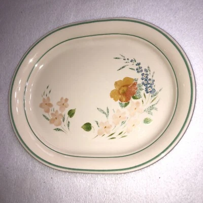 Plato para servir CornerStone de Corning Glenora patrón ovalado 12,25" L x 10" W EE. UU. Foto 1 de 4