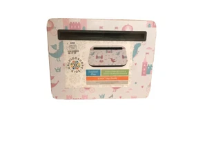 Dragons & Castles Kinder Schoß Schreibtisch, Pink & Aqua Dragons, rosa Kutschen, Schlösser - Bild 1 von 3