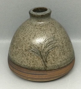 RARE c1970s DAVID WESTON Mevagissey Pottery 3.5" Vase Cornwall England - Picture 1 of 4