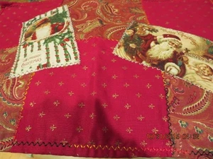 MACHINE QUILTED HOLIDAY MAT WITH VINTAGE  APPLIQUE SANTAS--#R18-13 - Picture 1 of 24