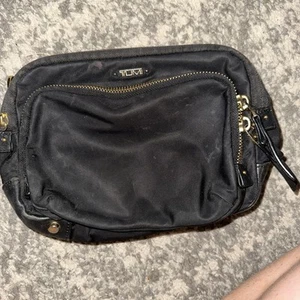TUMI Voyageur Troy Shoulder Bag Crossbody Black Nylon And Leather - Picture 1 of 12