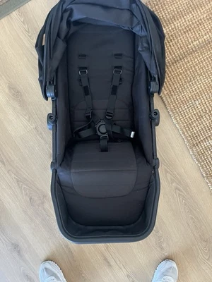 edward’s n co main seat OSCAR M2 - image 1 of 4