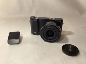 Samsung NX3300 Mirrorless Digital Camera 16-50mm Lens - incl. flash - 16GB Card - Picture 1 of 6
