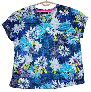Koi Lite Scrub Top 3X Women’s Blue Floral Print Short Sleeve V-Neck Pockets - Picture 1 of 10