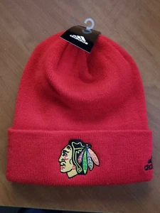 SALE - CHICAGO BLACKHAWKS ADIDAS STRICKMÜTZE - NEU MIT ETIKETT - BESTICKTE LOGOS - Bild 1 von 6