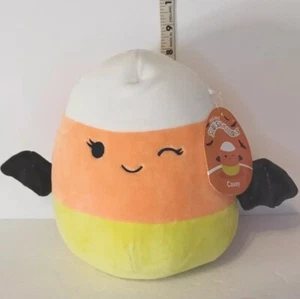 Neu mit Etikett Squishmallow Halloween Casey die Zuckermaisfledermaus 8 Zoll Plüschtier - Bild 1 von 5