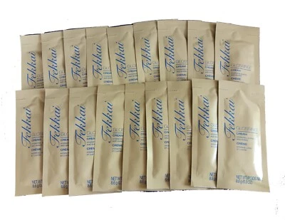 Fekkai Crema de Peinar 18 paquetes/muestras) 8,6 g. (0,3 oz) cada uno (154,8 g 5,4 oz) Foto 1 de 4