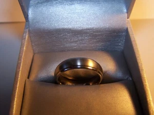 ZALES JEWELERS HERREN TRITON BRUSH TITAN KOMFORT BAND EHERING 9 1/4 - Bild 1 von 11
