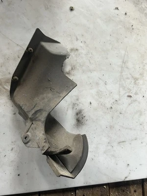 VW T5 2009 2.5 Tdi Underbody Driveshaft Cover 7h5863189a - Image 1 of 3