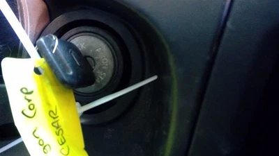 点火开关适用于 12-20 NV 1500 345015 — 第 1/4 张图片