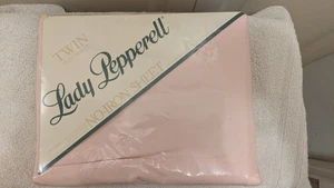 Vintage Lady Pepperell Full Bed FITTED No-Iron Sheet in Solid Pink NEW - Picture 1 of 2