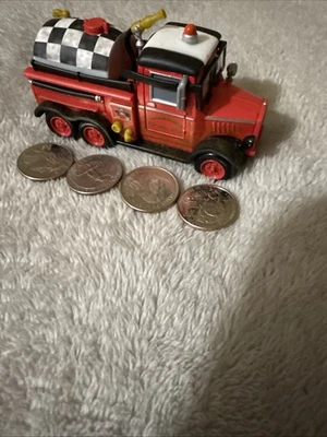 NIB 2014 MAYDAY FIRE TRUCK PLANES FIRE & RESCUE DISNEY PIXAR CARS PROPWASH 1/55 - Image 1 of 4