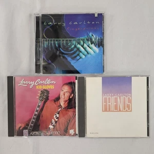 LARRY CARLTON 3 CD LOT Fingerprints, Kid Gloves, & Friends Discs Near Mint READ⬇ - Imagen 1 de 12