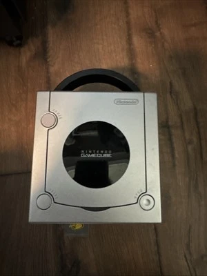 Paquete de consola Nintendo GameCube + mandos y juegos Foto 1 de 4
