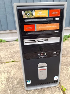 Compaq Presario computer case with card reader - Image 1 of 4