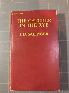 The Catcher In The Rye 1964 VTG Yellow And Red - Picture 1 of 6