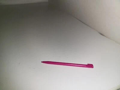 DREAMGEAR NEW HOT PINK Stylus pen for the Nintendo DSi Console #N25