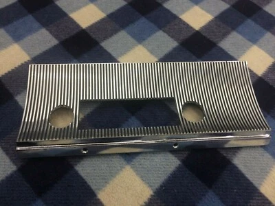 Chrysler Imperial Crown 1964 radio tablero radio am original OEM  Foto 1 de 2