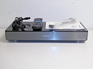 Panasonic DMR-BST950 3D Blu-ray Recorder / 2TB HDD, FB&BDA, 2 Jahre Garantie - Bild 1 von 8