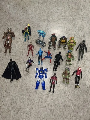 LOT 20 McFarlane DC Mortal Kombat Figures TMNT Batman Superman MARVEL Pwr Ranger - Image 1 of 4